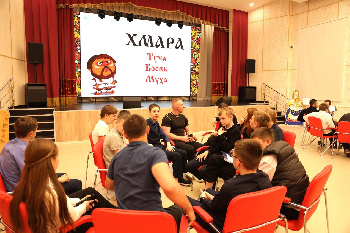 Интеллектуальный вызов: Квиз «Битва умов»