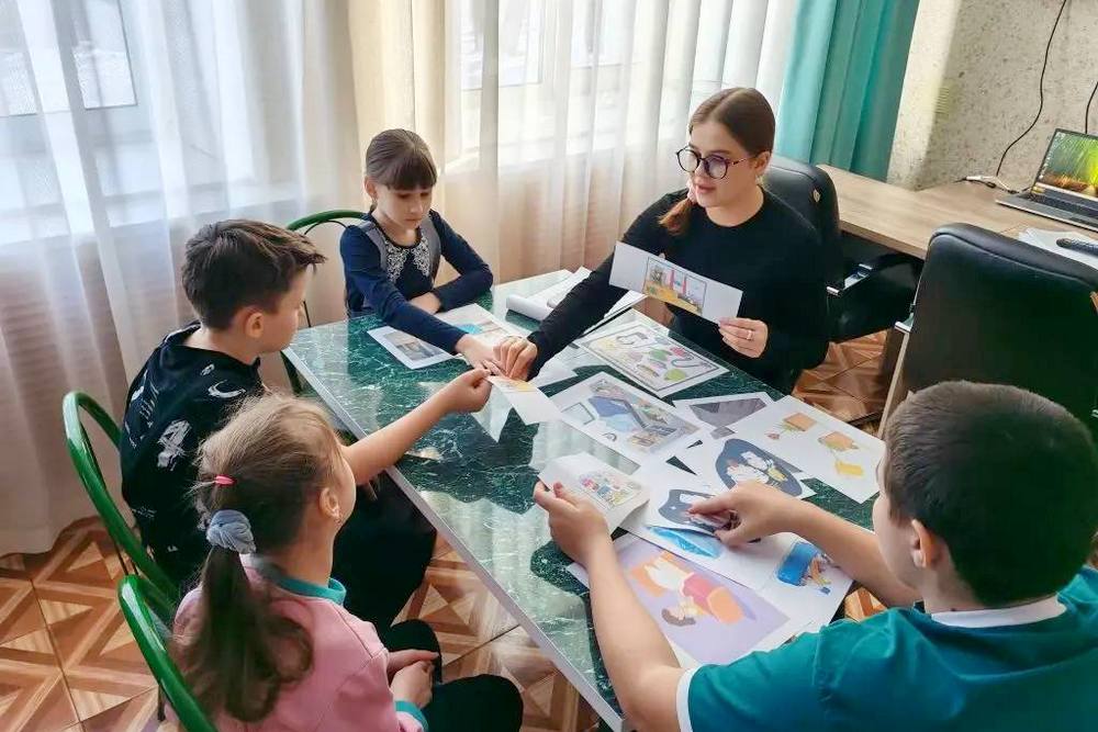 «Академия Нескучных Наук: дети учатся помогать родителям дома»