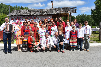 Праздник цветов в Археологическом музее-заповеднике (оз. Андреевское)