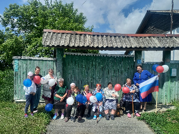 Праздничные концерты для жителей малых деревень Кушлук, Власова, Крашенево, и Кутырева