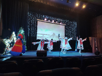 Ученики МБОУ ООШ №77 побывали на концертной программе «Узоры северного сияния»