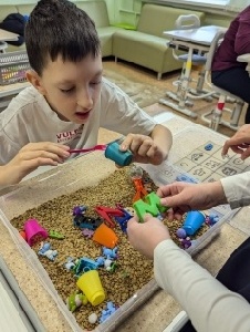 Развитие сенсорного восприятия: увлекательный день «Недели психологии»