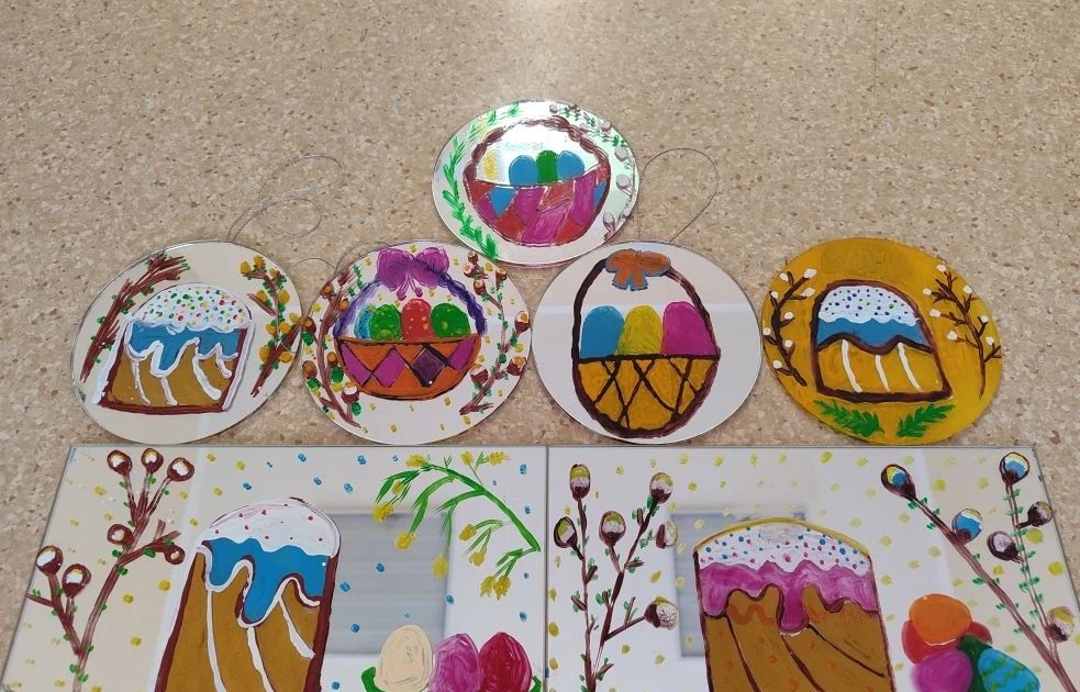 Рисование на зеркалах «Пасхальная магия»