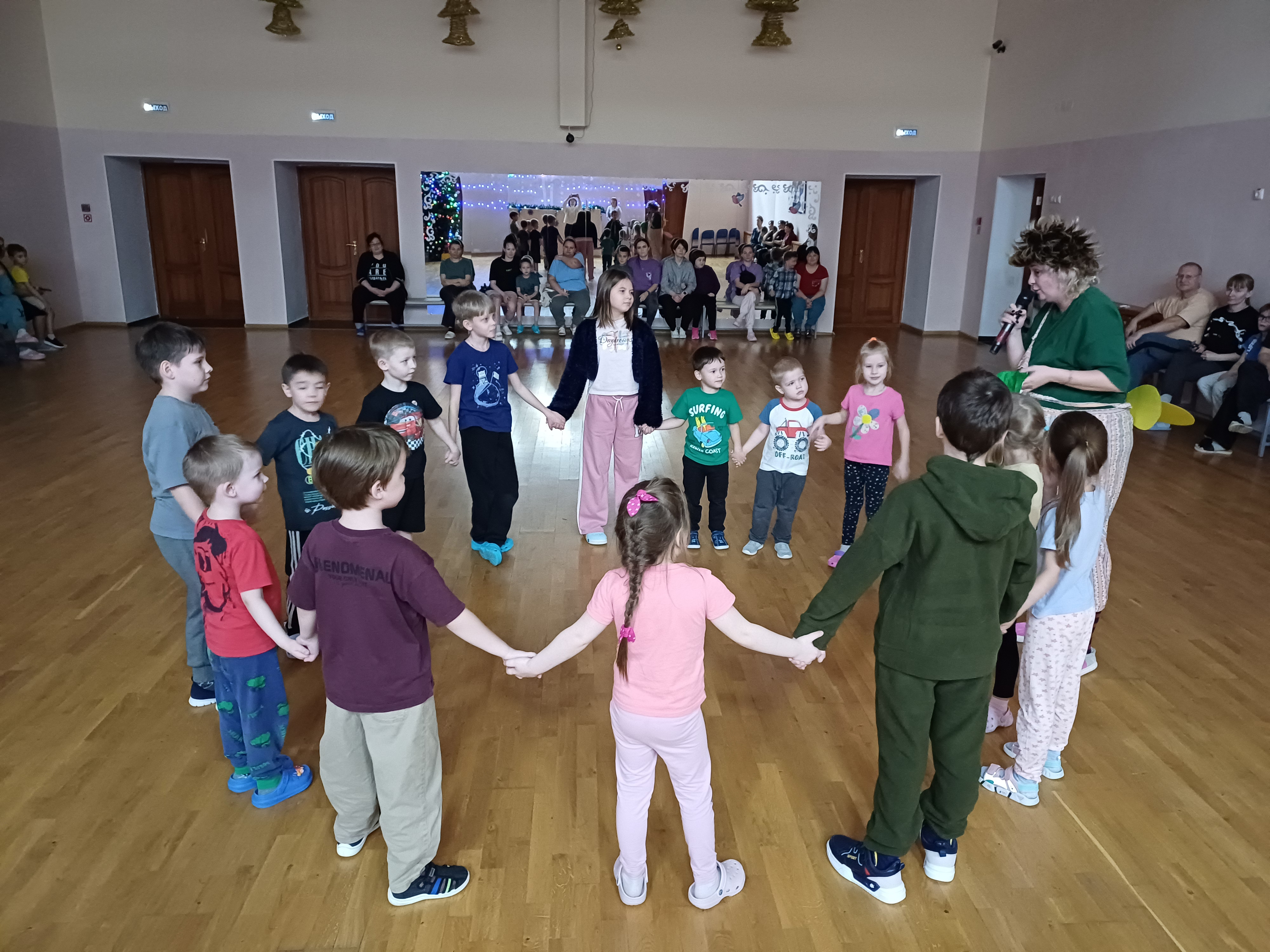 Детская театрализованная площадка форума-выставки #возМОЖНОсти прошла в «Роднике»