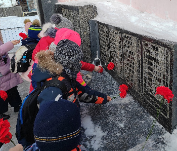 В Ялуторовском районе прошли мероприятиями, приуроченными к 80 - летию снятию блокады Ленинграда